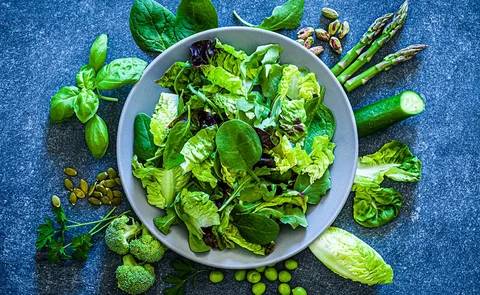 Yeşilliklerin üstüne koyunca tazecik kalıyor. Haftalarca saklayın her evde varmış - Resim: 8